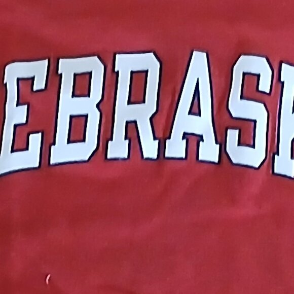 Nebraska Cornhuskers Champion T-Shirt Men’s Small Red NCAA College Tee Cotton - Picture 2 of 4